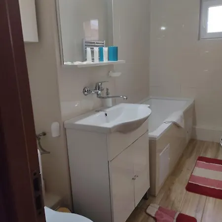 קלוז'-נאפוקה Apartment Farmec מראה חיצוני תמונה